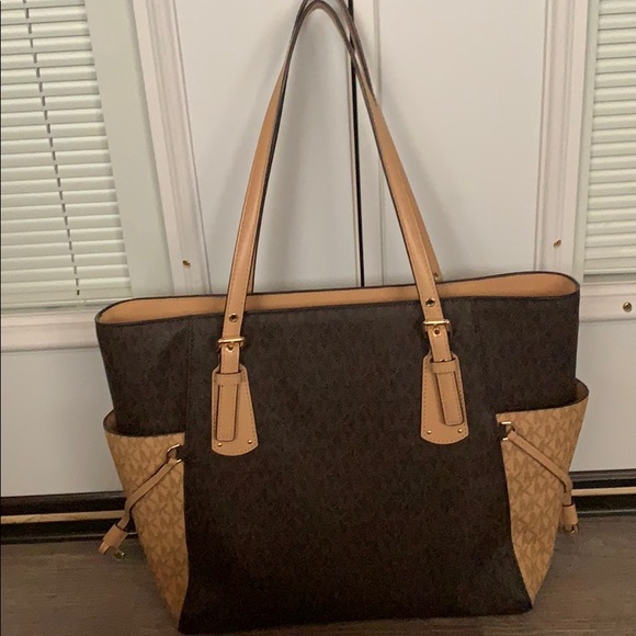 Good condition Michael Kors Bag - Picture 4 of 5